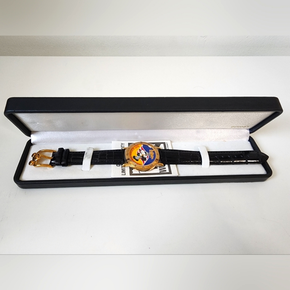 Vintage Disney Wonder Cruise Ship Inaugural Voyage 1999 Watch